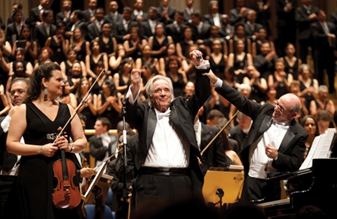 ORQUESTRA BACHIANA: maestro João Carlos Martins se apresenta na Catedral