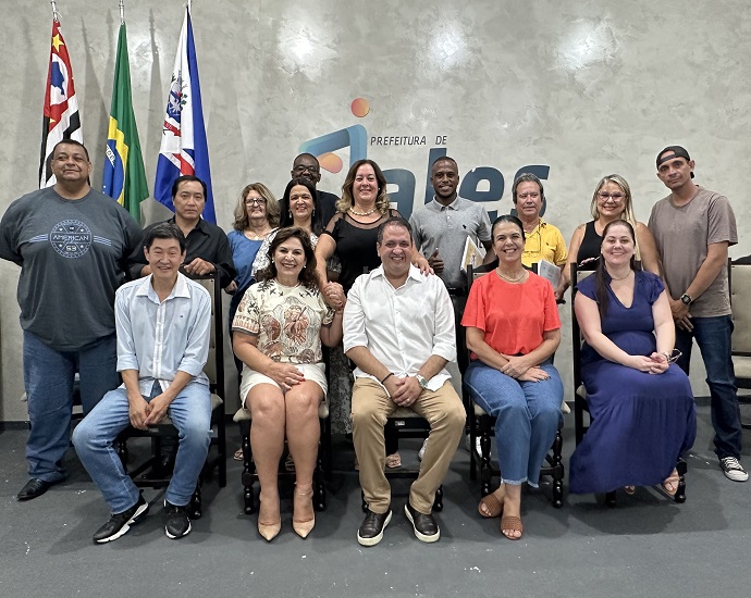 POSSE: Prefeito Luis Henrique e autoridades participaram da posse dos conselheiros tutelares de Jales na quarta-feira, dia 10