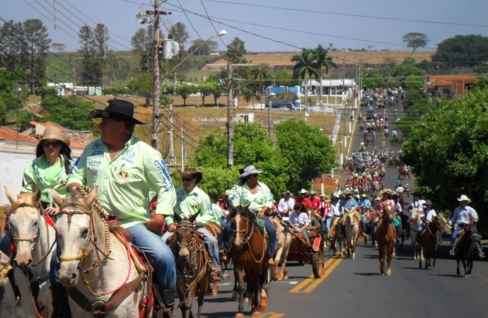 JALES 76 ANOS: cavalgada vai celebrar aniversário da cidade