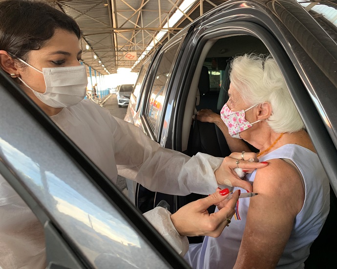 COVID-19: idosos de 77 a 84 anos serão imunizados com a segunda dose da vacina na quinta (25)